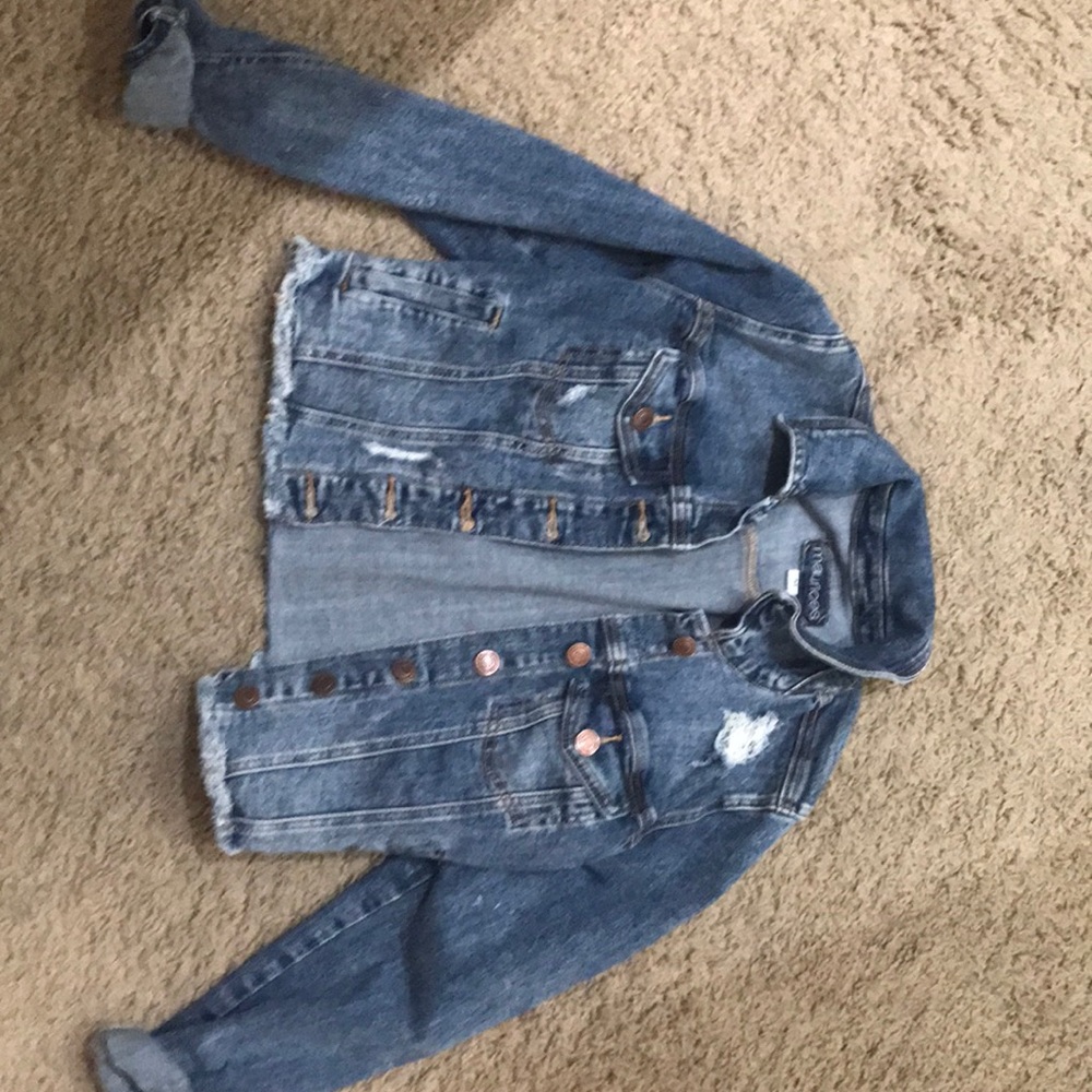 Cropped distressed jean jacket